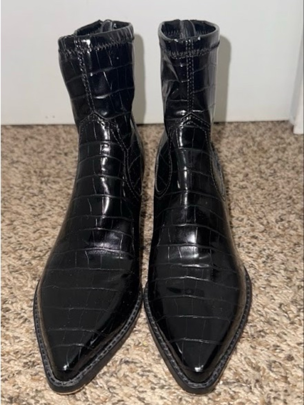Dolce Vita Black Croc-Embossed Western Ankle Booties - Size 6